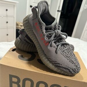 Authentic Yeezy Boost 350 V2  5.5 youth.